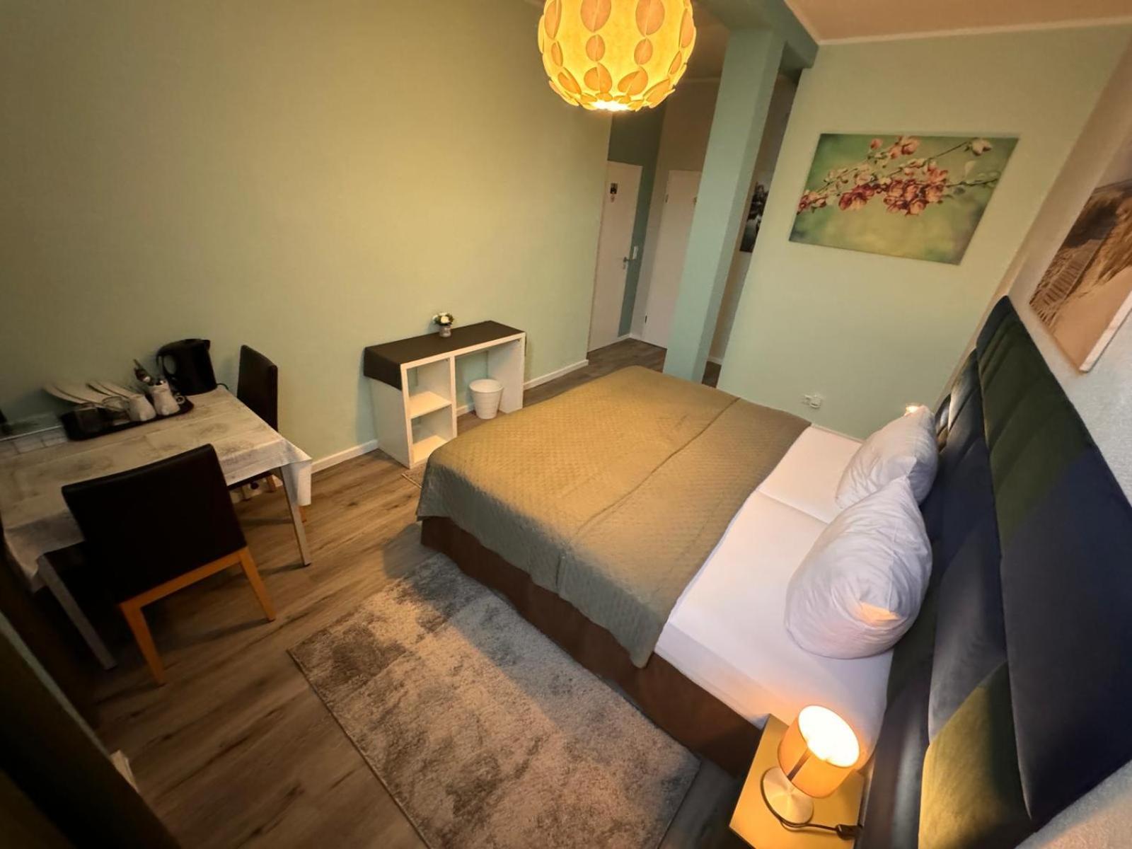 F-F Haus Monteuren Unterkunft Neuhausen auf den Fildern Exteriér fotografie